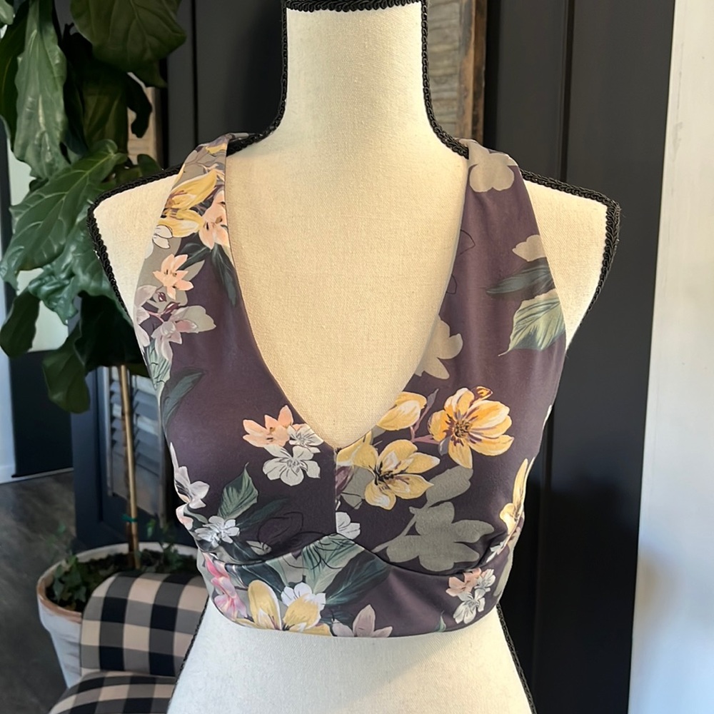 JoyLab Floral V-Neck Sports Bra in Purple and Yellow